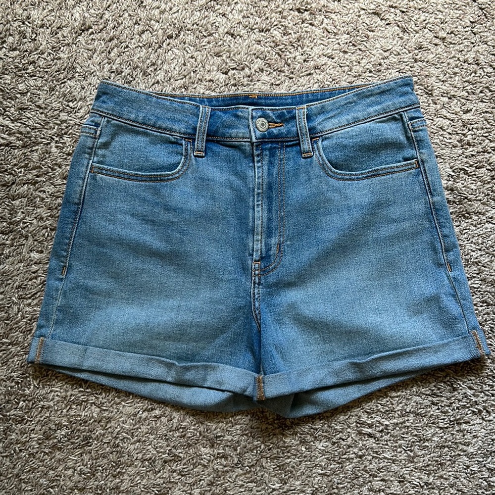 High-waisted Denim Shorts, Old Navy, never worn, size 8